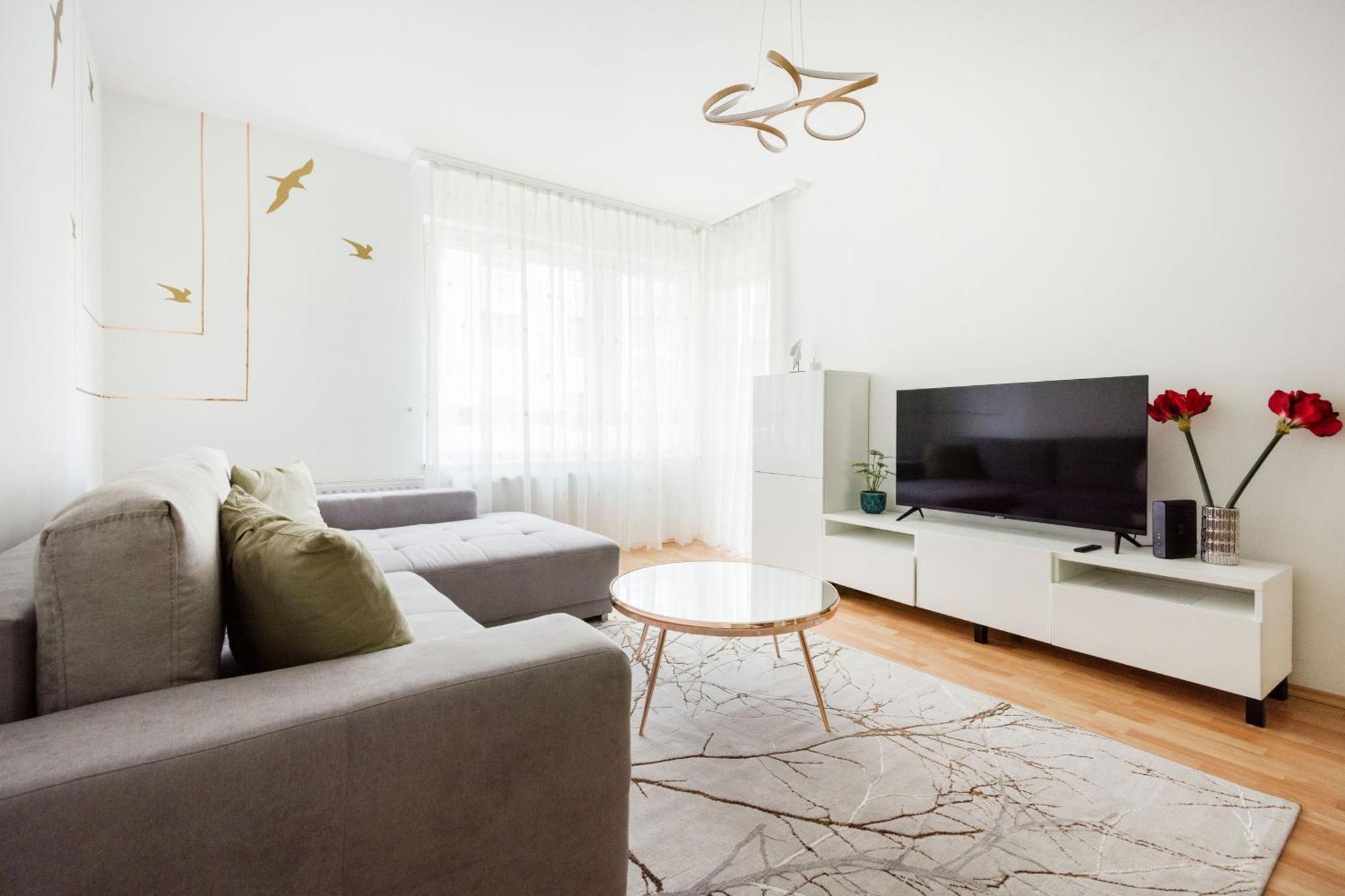 Modern Two-Bedroom Apartment With Free Parking Будапешт Екстер'єр фото